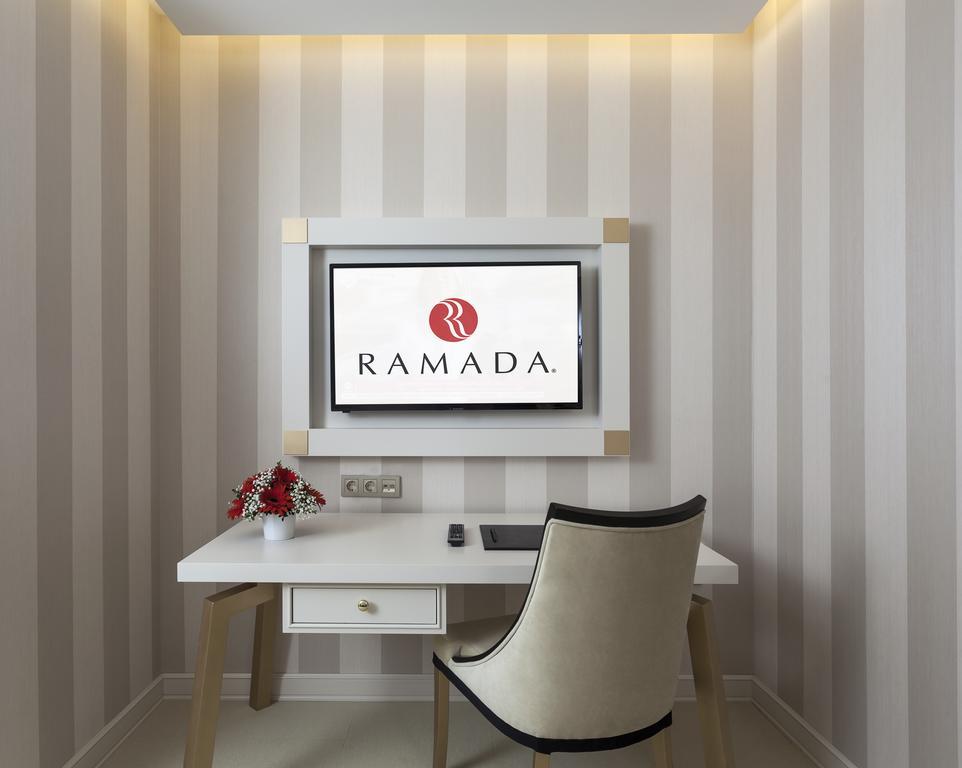 Ramada Hotel & Suites By Wyndham Istanbul- Sisli Room photo